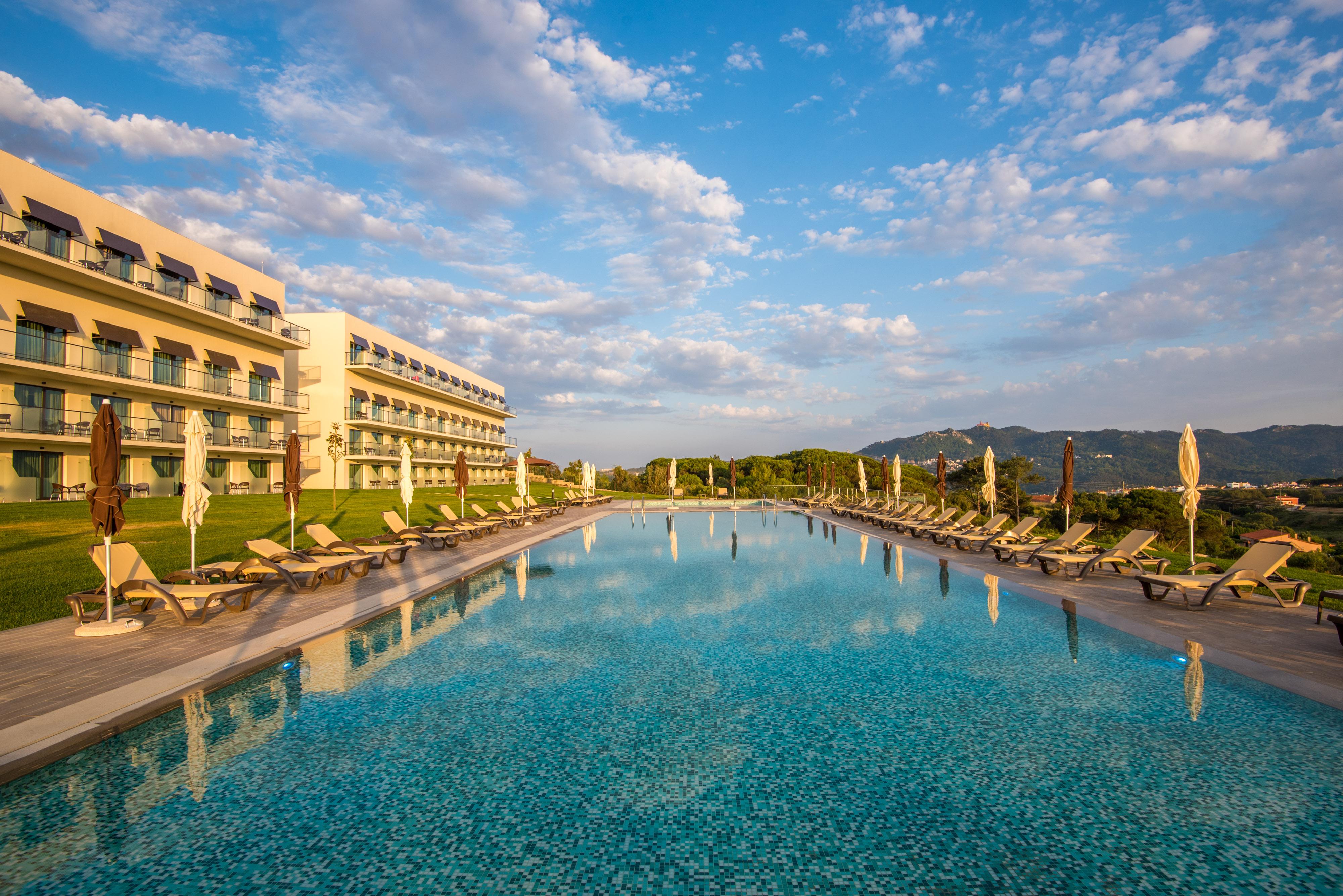 Vila Gale Σίντρα Εξωτερικό φωτογραφία The resort's main pool