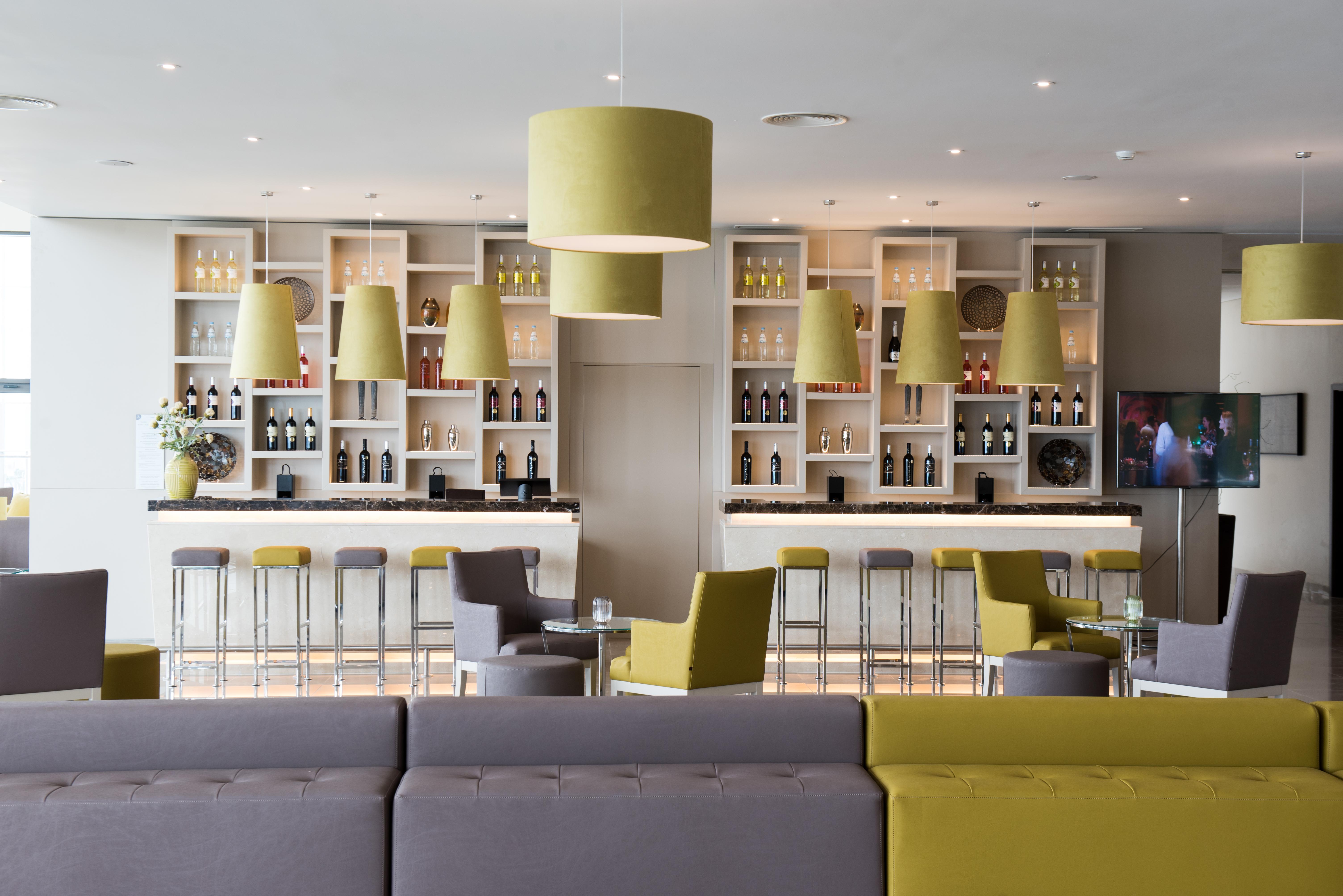 Vila Gale Σίντρα Εξωτερικό φωτογραφία The lounge at the airport