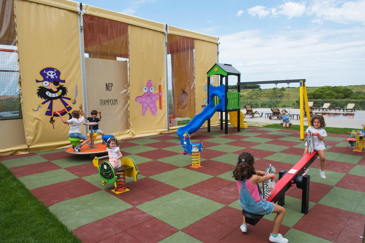 Vila Gale Σίντρα Εξωτερικό φωτογραφία Playground at the campsite